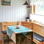 5 Person In Digermulen