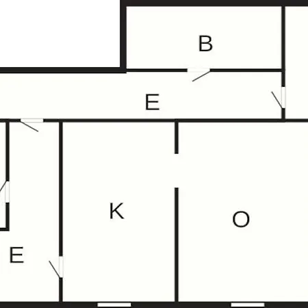 5 Person In Appartement