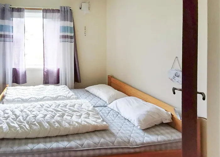 Apartament 5 Person In *