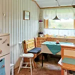 Апартаменты 5 Person In